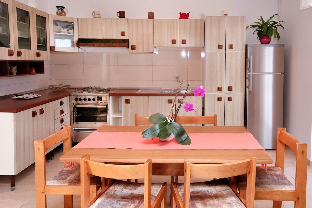 Apartments Patricia 班约勒 外观 照片