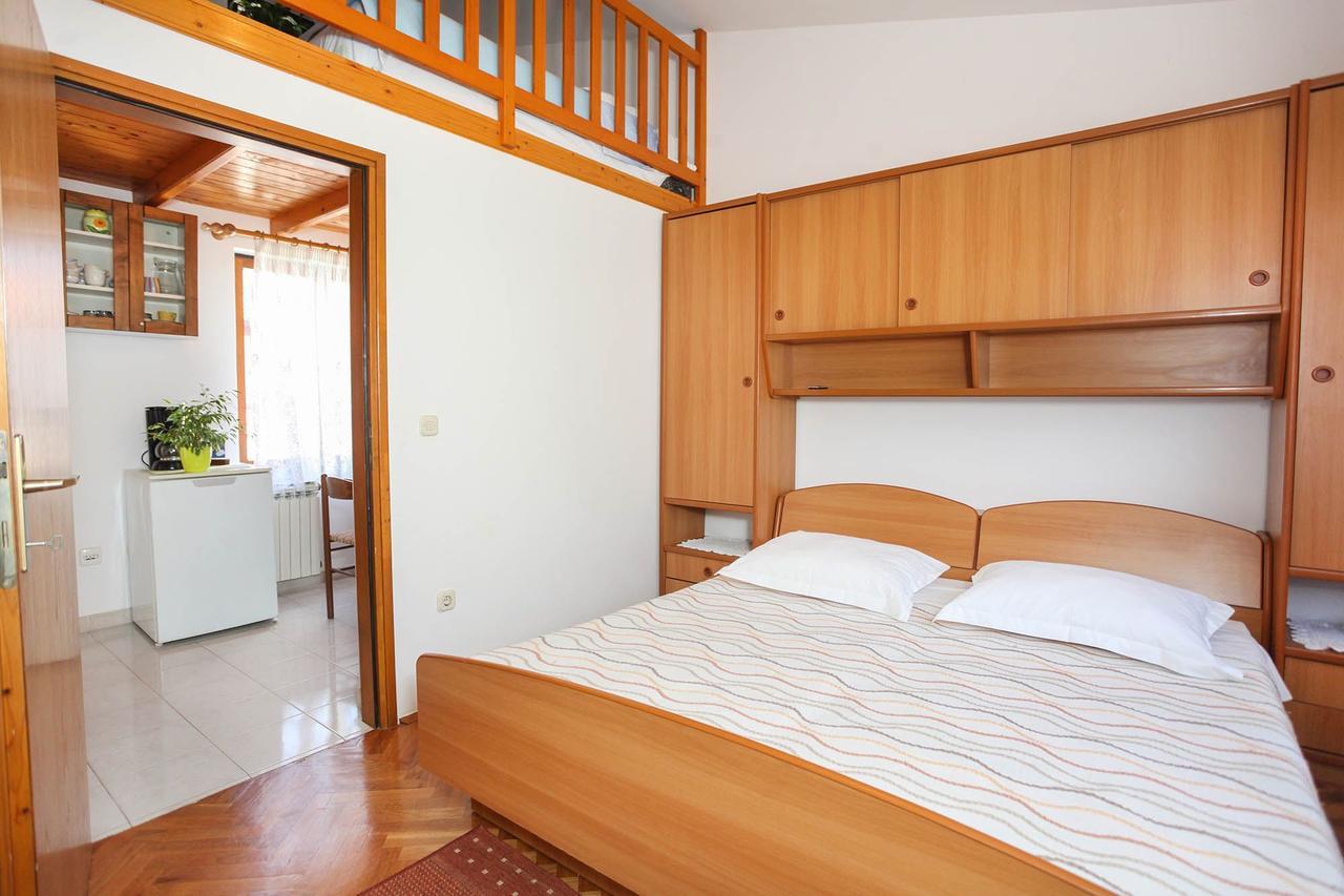 Apartments Patricia 班约勒 外观 照片