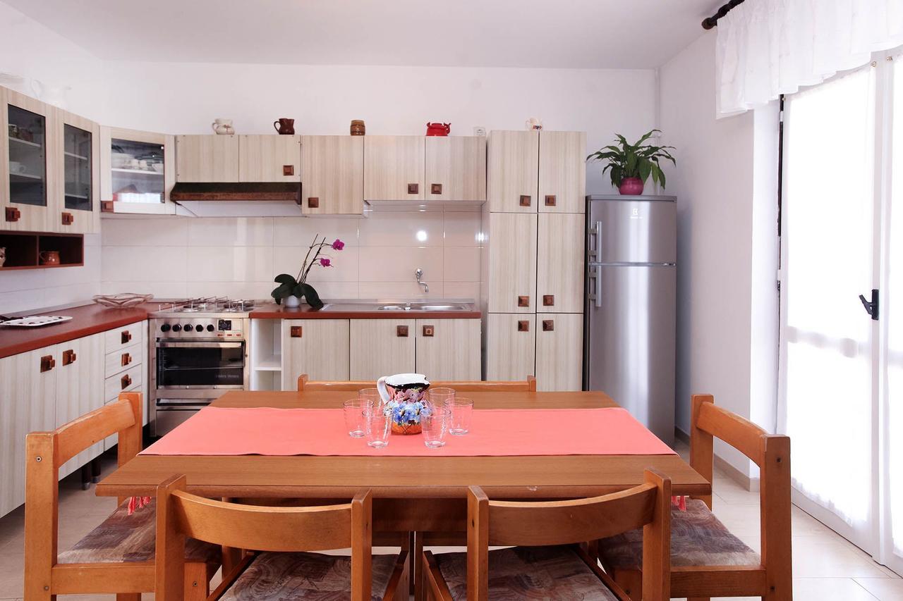 Apartments Patricia 班约勒 外观 照片